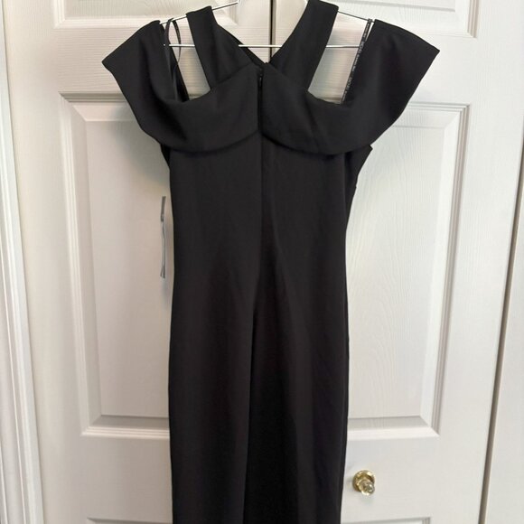 Discount Shipping on NWT Off Shoulder LIttle Black Dress Size X-Small - Picture 5 of 5